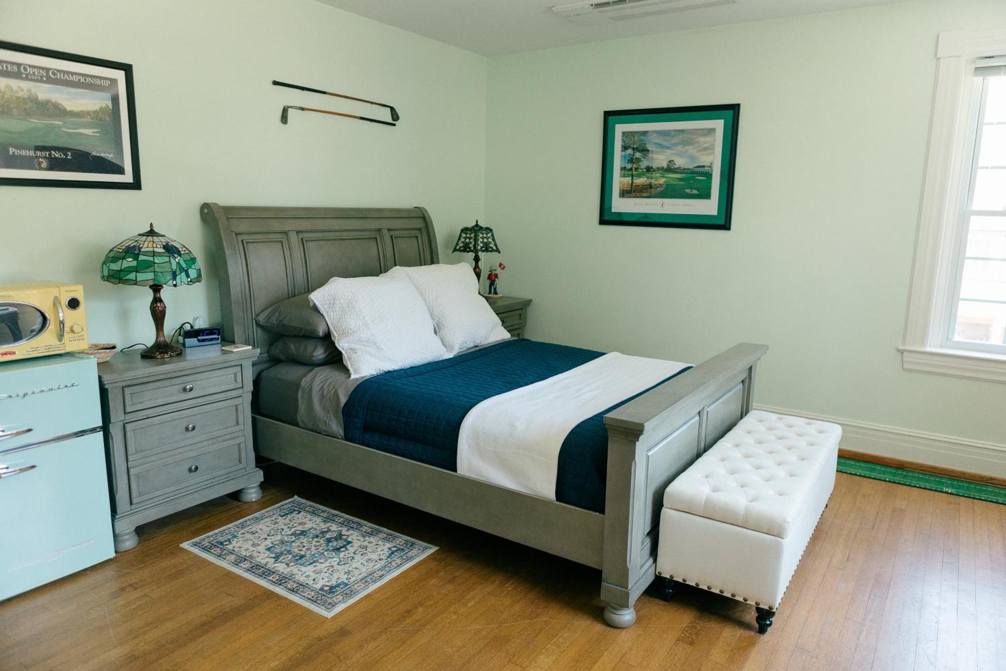 The Carriage House Inn Bed And Breakfast Southport Room photo
